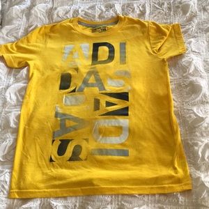 Adidas gently worn boys size medium 10/12 T-shirt